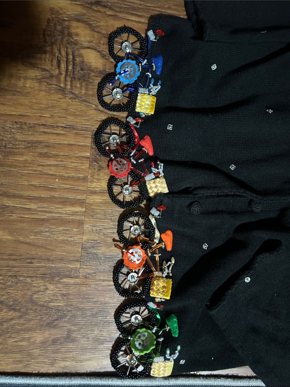 2000s Michael Simon Blk Cardigan w/ Multicolor Bicycle + Baskets Embellishments - Picture 3 of 3